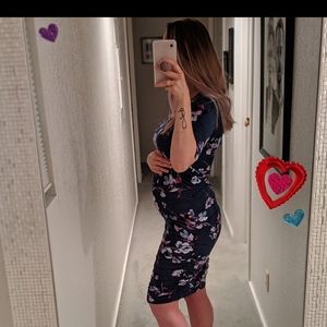 LIKE NEW! Floral maternity dress